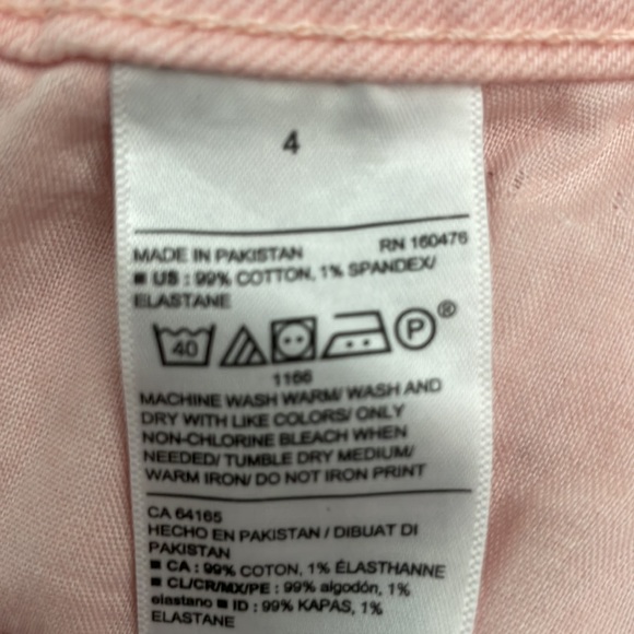 PRE-LOVED ♻️
Pink mini skirt. - Picture 2 of 3